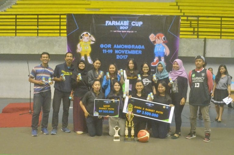 Juara 2 Basket Putri Farmasi Cup 2017