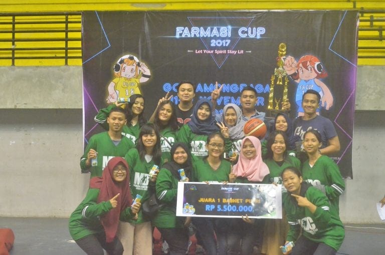 Juara 1 Basket Putri Farmasi Cup 2017